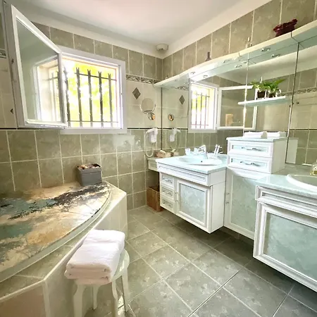 Bed & Breakfast D'hotes Les Noisetiers *
